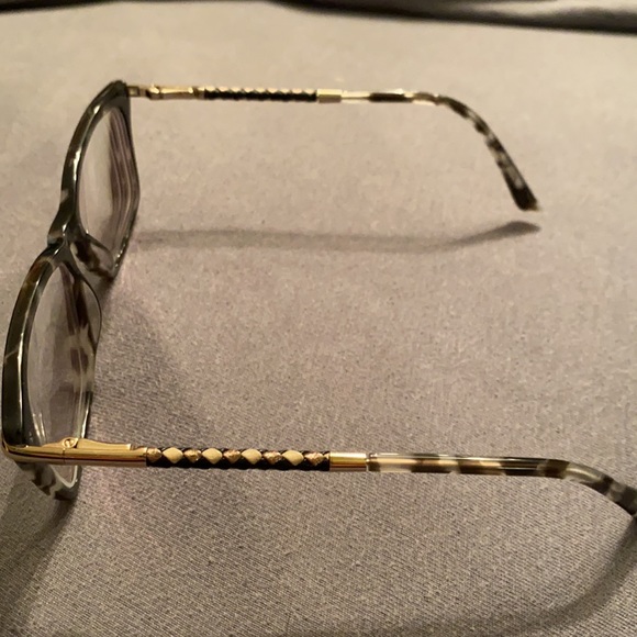 Glasses - Picture 5 of 8